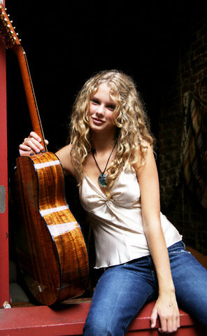 Taylor Swift - Photoshoot #004: Andrew Orth (2004)