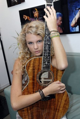 Taylor Swift - Photoshoot #009: AOL Music (2007)