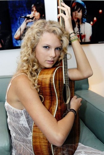  Taylor 迅速, 斯威夫特 - Photoshoot #009: AOL 音乐 (2007)