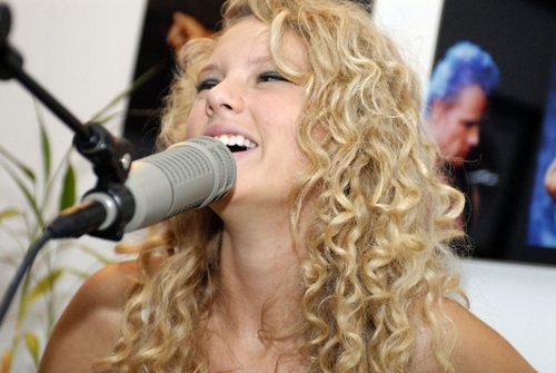  Taylor تیز رو, سوئفٹ - Photoshoot #009: AOL موسیقی (2007)