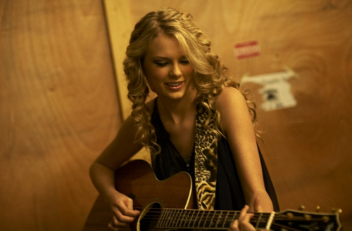 Taylor Swift - Photoshoot #025: Bill Zelman (2008)