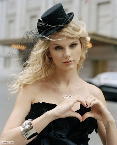  Taylor 빠른, 스위프트 - Photoshoot #031: Cosmo Girl (2008)