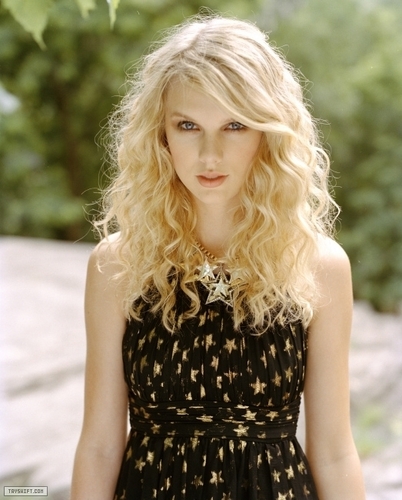  Taylor तत्पर, तेज, स्विफ्ट - Photoshoot #031: Cosmo Girl (2008)