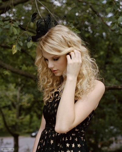 Taylor Swift - Photoshoot #031: Cosmo Girl (2008)