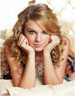  Taylor تیز رو, سوئفٹ - Photoshoot #034: Seventeen (2008)