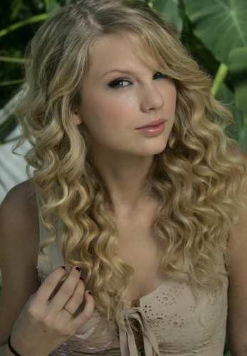 Taylor Swift - Photoshoot #040: Los Angeles Times (2008)