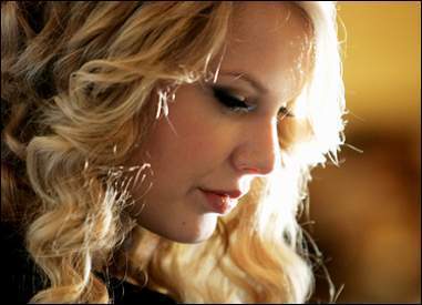 Taylor Swift - Photoshoot #042: Larry McCormack (2008)