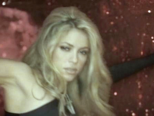  Shakira mbwa mwitu sexy