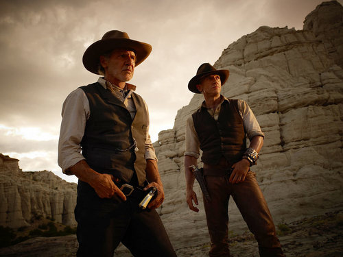  'Cowboys & Aliens' Production Still ~ Jake Lonergan and Col. Woodrow Dolarhyde