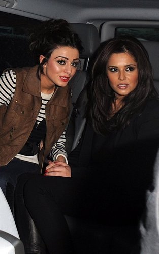  Cheryl Cole visiting Cher Lloyd in Malvern (December 8)