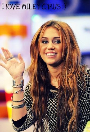  Miley Smiley..<3