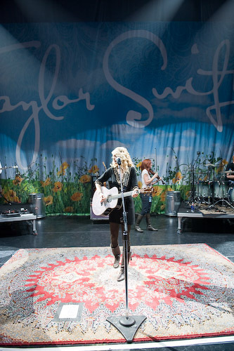 Taylor cepat, swift - Photoshoot #046: Rolling Stone (2008)