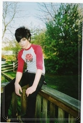  Young Andy <33
