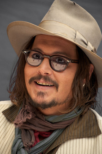  2010 - The Tourist, NY Press Conference - Johnny Depp