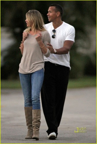  Cameron Diaz & Alex Rodriguez: All Loved Up in Miami!