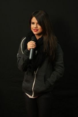  December 10th - キッス 108 Jingle Ball Interview
