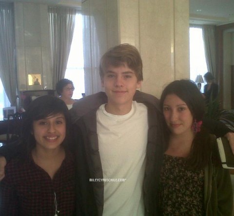  Dylan and Cole peminat Meeting In Santiago!!