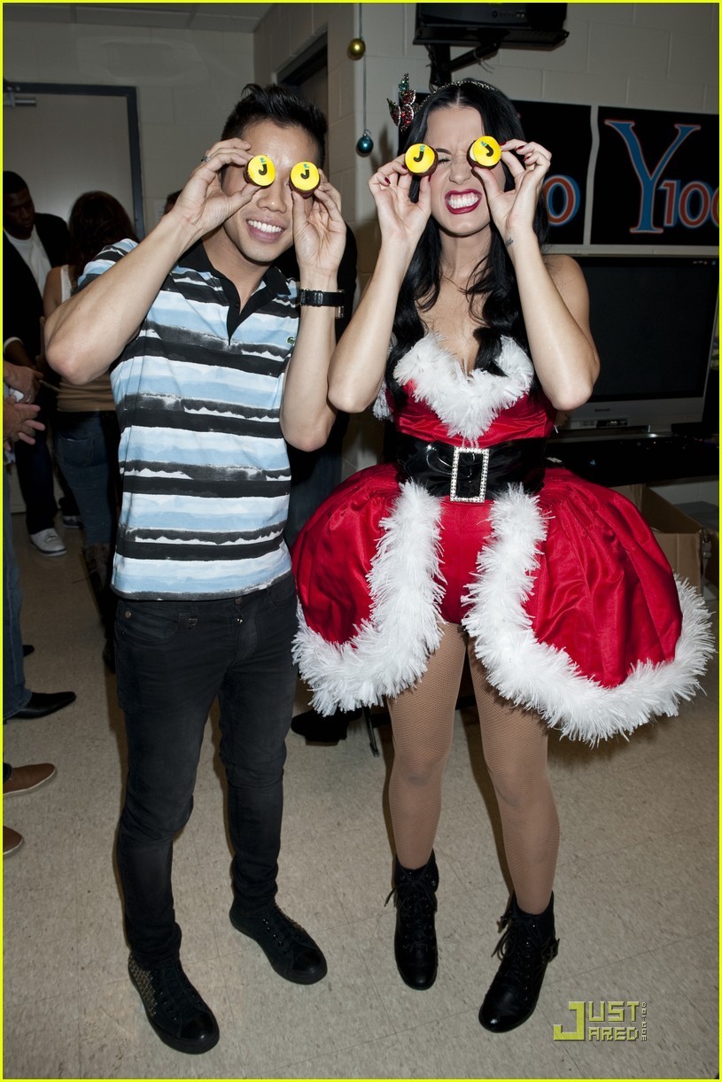 Katy Perry Brings Holiday Spirit to Y100 Jingle Ball - Katy Perry Photo ...