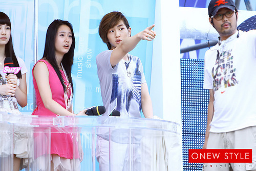 Onew Rehearsal musik Core Special 2010 Republic of Korea 100812