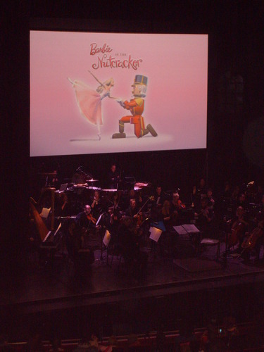  Screen and orchestra