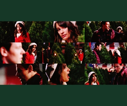 A Very Glee Christmas!