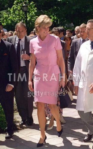 Diana, Princess Of Wales, At Northwick Park - Princess Diana Photo ...