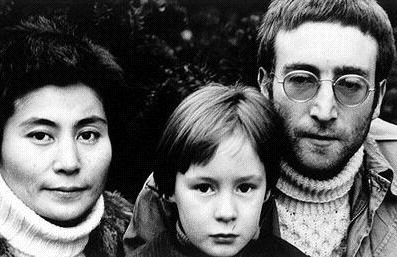  John, Yoko and Julian
