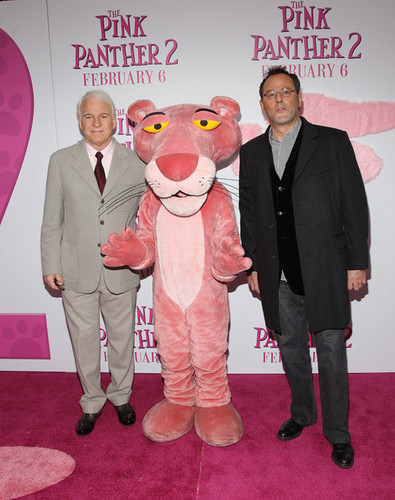  Premiere Of "The rosa panther 2" - Arrivals