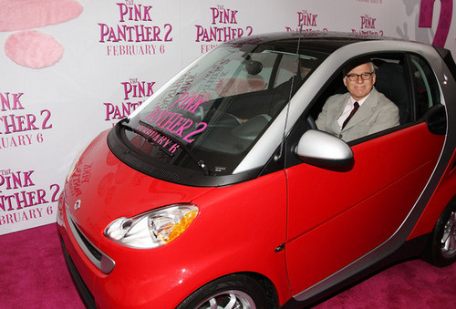  Premiere Of "The rosado, rosa pantera, panther 2" - Arrivals