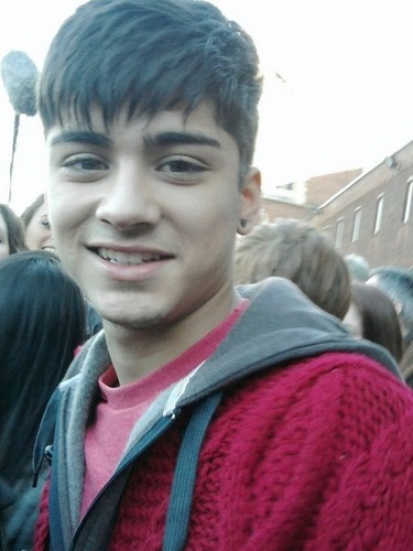  Red Hot Zayn (He Owns My hati, tengah-tengah & Always Will) Those Sparkling Coco Eyes :) x
