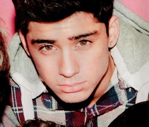 Sizzling Hot Zayn (He Owns My Heart & Always Will) Those Coco Eyes :) x