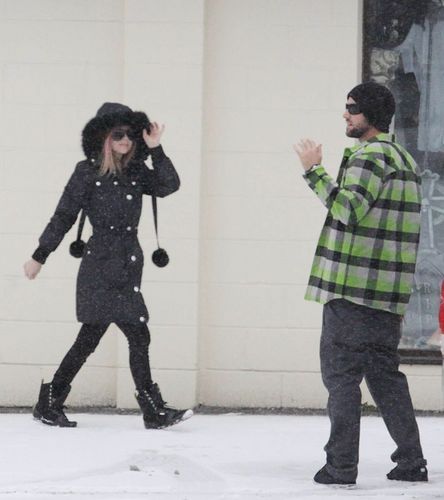  Avril and Brody Christmas shopping at Kingston , Ontario!