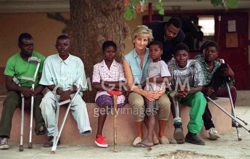  Diana And Children