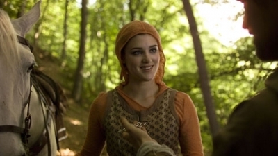  Lucy Griffiths as Marian