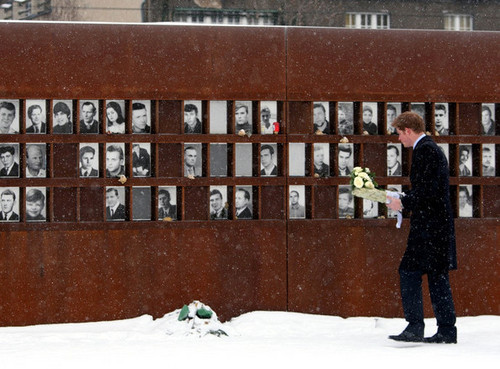  Prince Harry Visits the Bernauer Strasse Wand Memorial