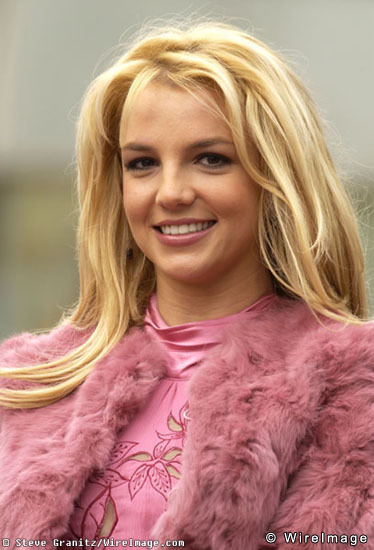 Reciving her Star on the Hollywood Walk of Fame-November 2003 - Britney ...