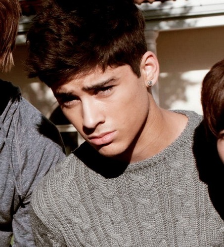  Sizzling Hot Zayn Is A Stunner (He Owns My ハート, 心 & Always Will) Those Spakling Coco Eyes :) x