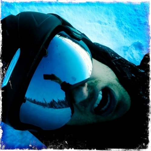  Ian trượt tuyết :)