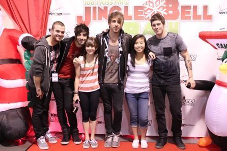 Jingle Bell Bash[Meet All Time Low]