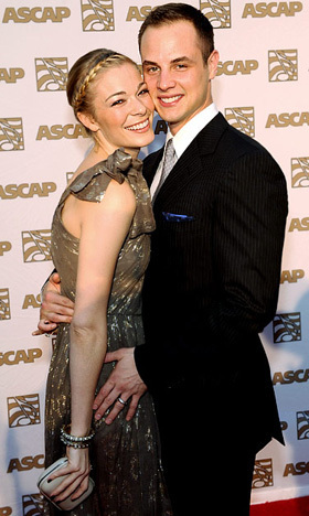  LeAnn Rimes With Her Ex-Husband Dean Sheremet Who She Cheated On With Eddie Ciberian