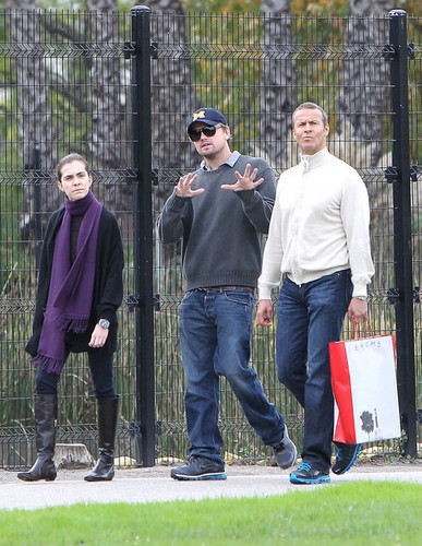  Leonardo DiCaprio spends the jour after Christmas at the Los Ange