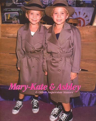 Mary-Kate & Ashley Olsen - Mary-Kate & Ashley Olsen Photo (23439760 ...