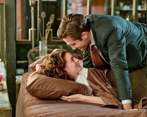  l’amour and Other Drugs Stills