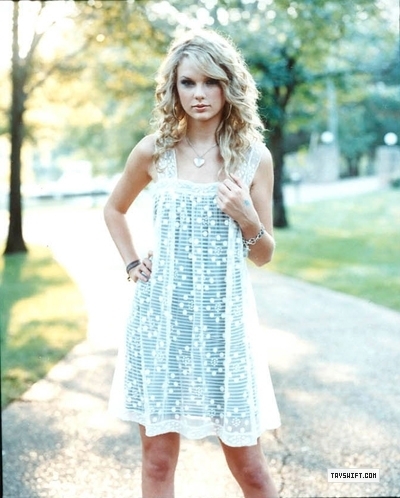  Taylor rapide, swift - Photoshoot #054: US Weekly (2008)