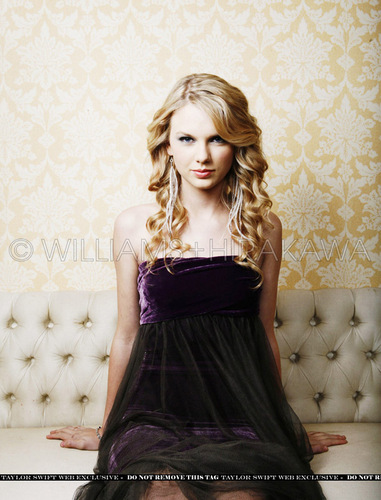  Taylor matulin - Photoshoot #058: Entertainment Weekly (2008)