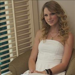 Taylor Swift - Photoshoot #066: Australia (March 10th, 2009)