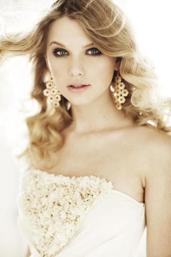 Taylor Swift - Photoshoot #071: Flare (2009)