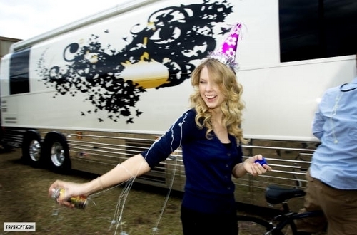 Taylor rápido, swift - Photoshoot #074: Blender (2009)