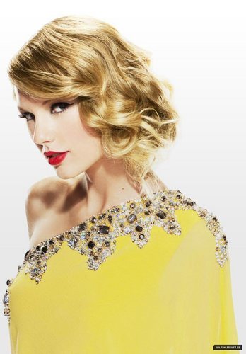  Taylor সত্বর - Photoshoot #091: Saturday Night Live (2009)
