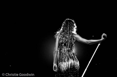  Taylor 迅速, スウィフト - Photoshoot #101: Fearless Tour (2009)